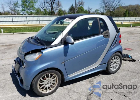 2013 Smart Fortwo Pure z USA, uszkodzony, nr VIN WMEEJ3BA7DK695227